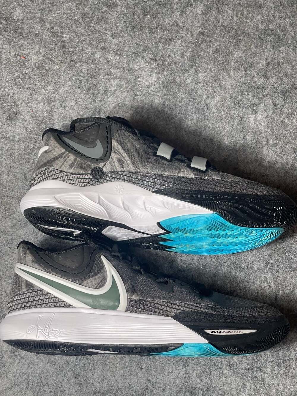Nike Kyrie 8 Orca Basketball Shoes DJ6017-001